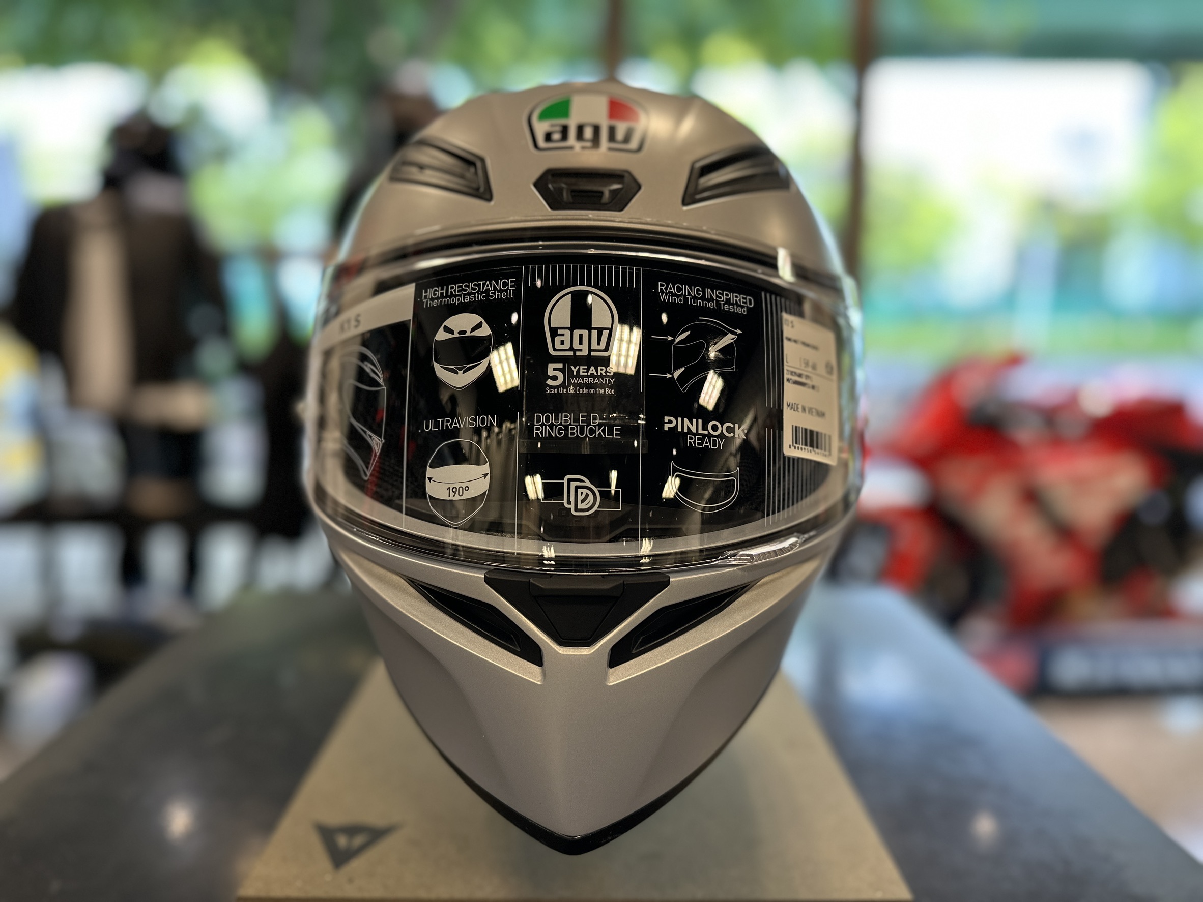入荷情報】AGV K1 S 日本別注カラー “PRISMA SILVER” が入荷しました